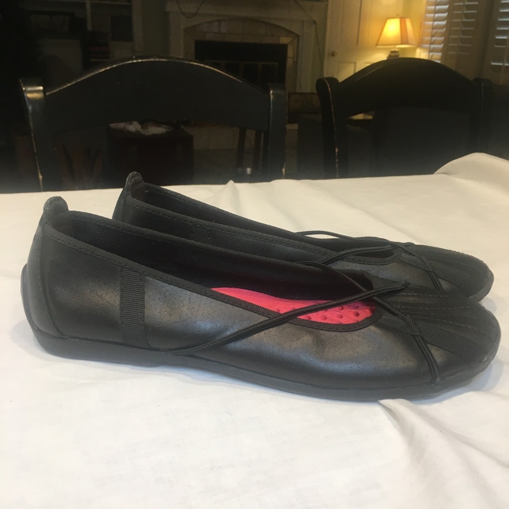 Flawless Black Provo Sandal Size 7 - Picture 2 of 8